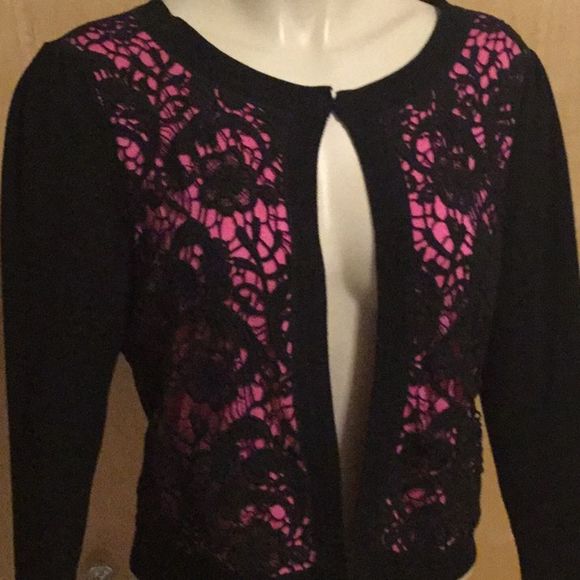 Vintage Specialty Cropped lace Cardigan - Picture 3 of 8